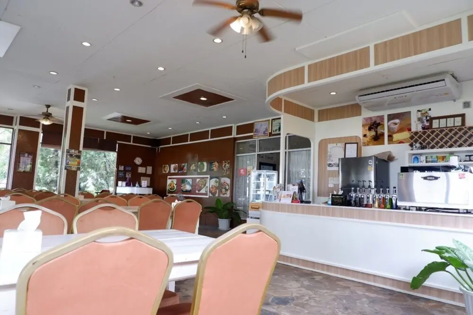 Uthai River Lake Resort