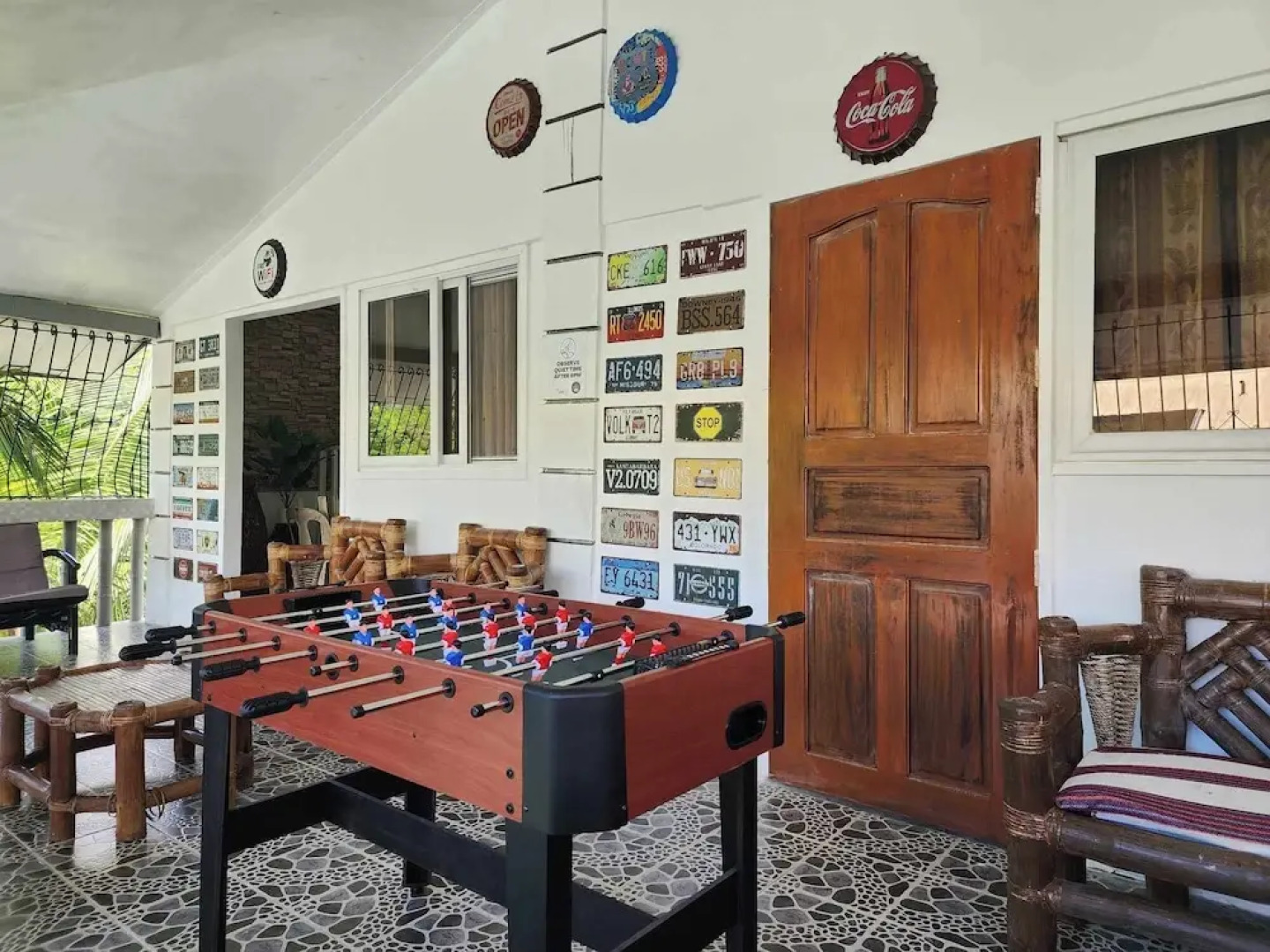 3 Bed House - Sleeps 20 - Pets - Pool - Garden