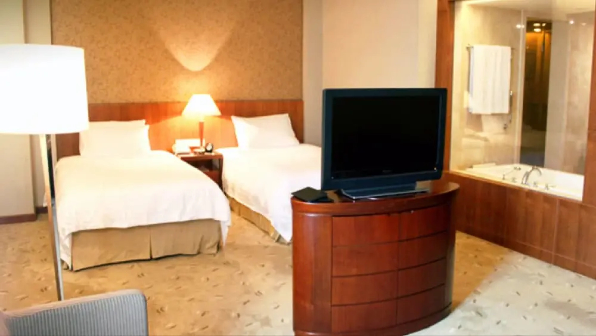 Hotel Paris Pan-Island