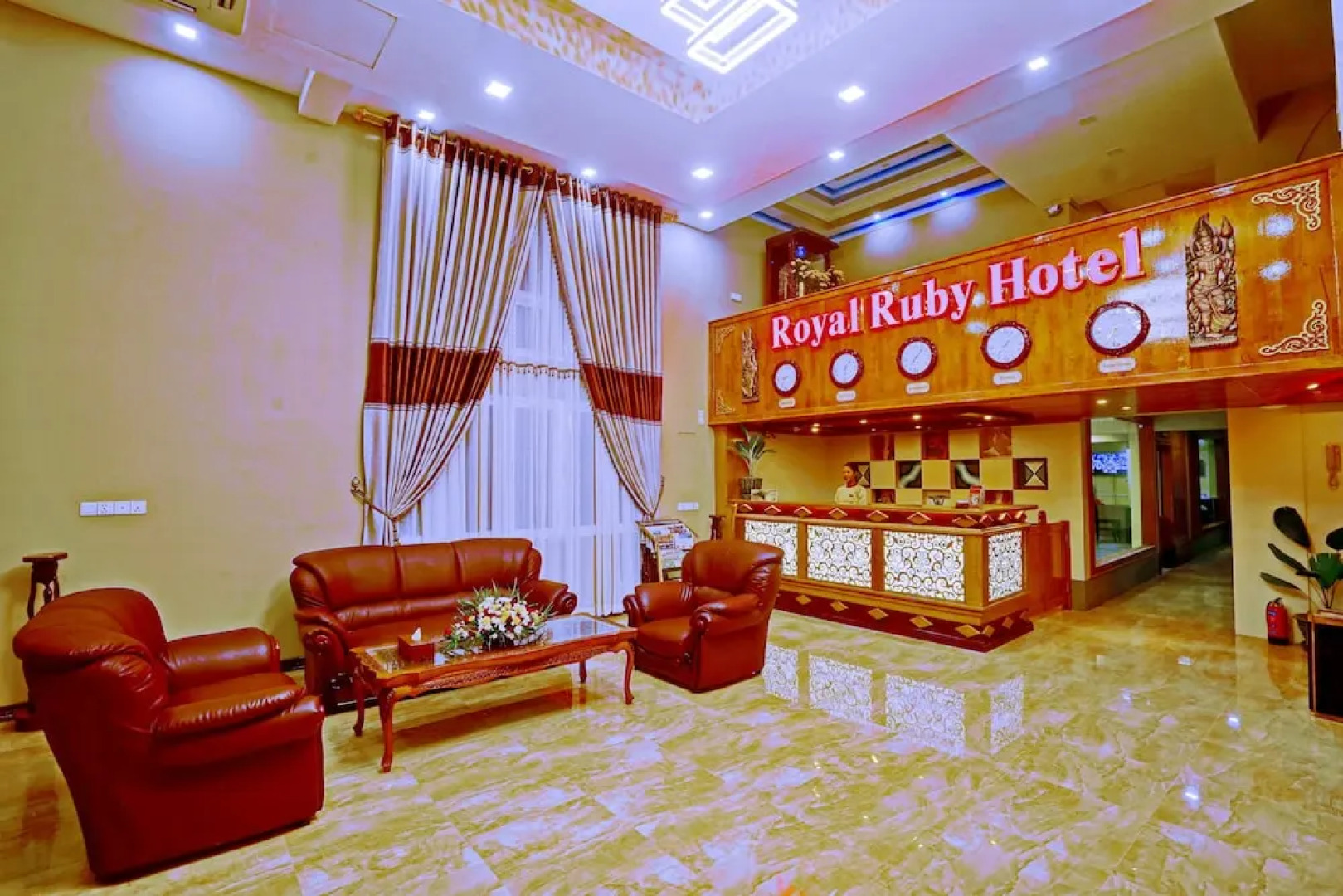 Royal Ruby Hotel