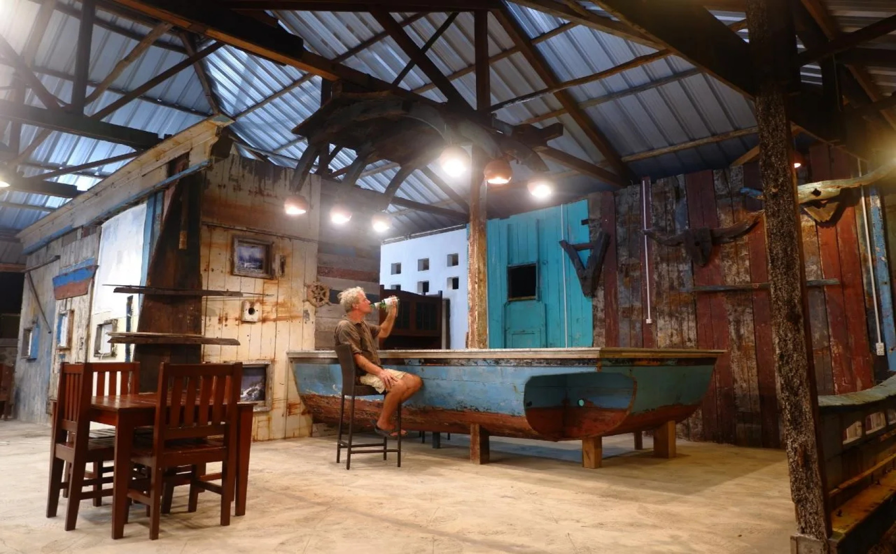 Rock and Wreck Dive Resort