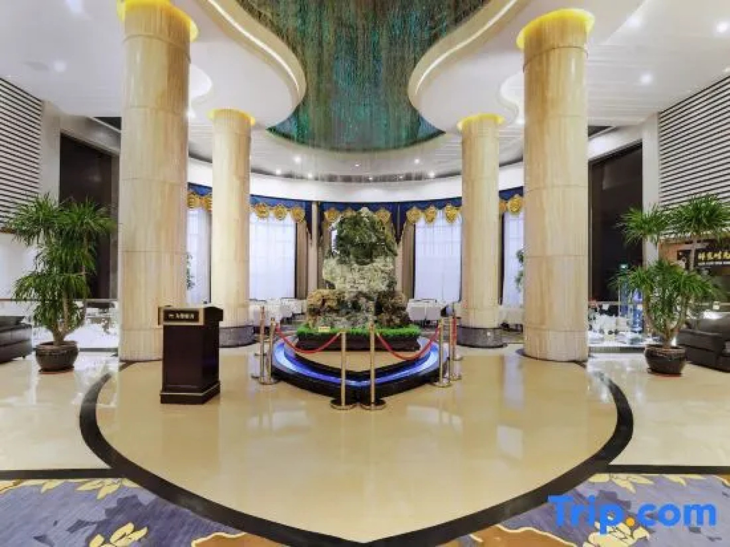 Country Garden Phoenix Hotel