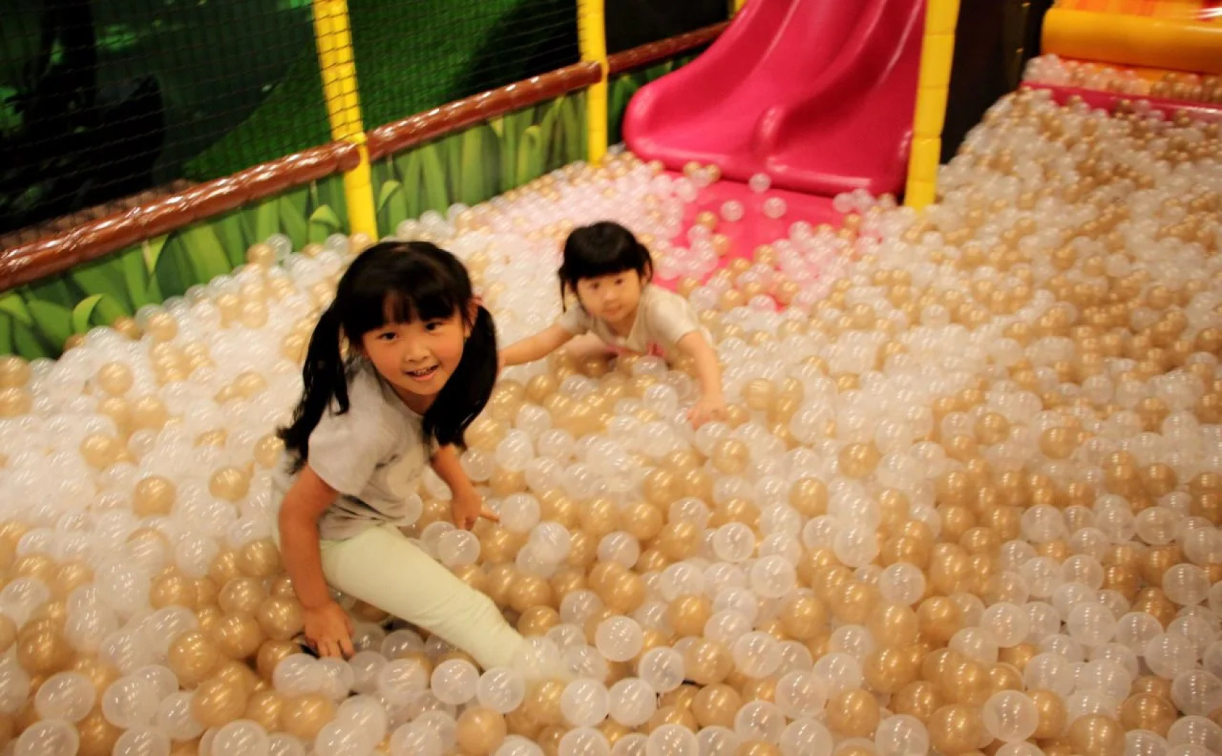 Monster Village Hotel