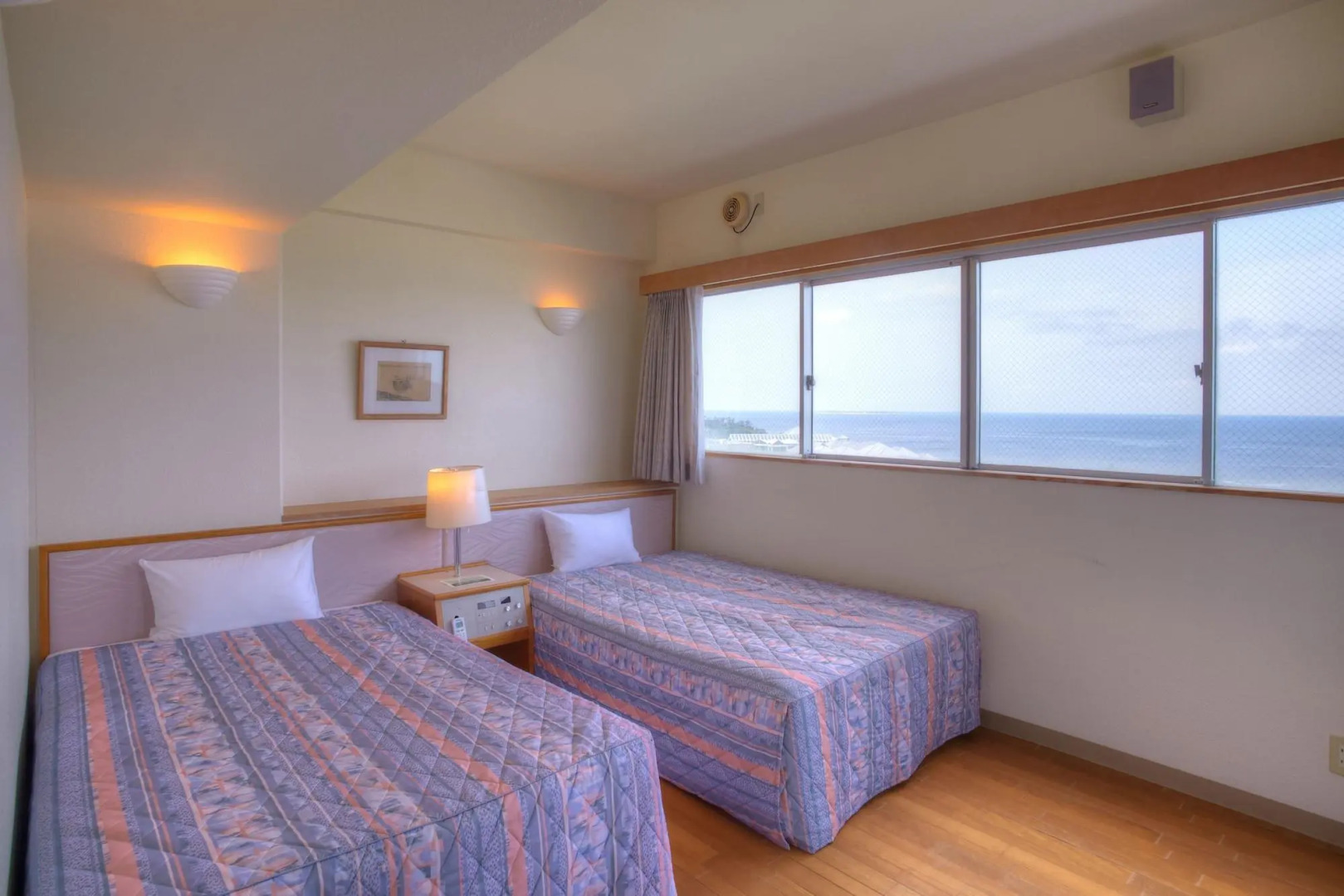 Hotel Yugaf Inn Bise