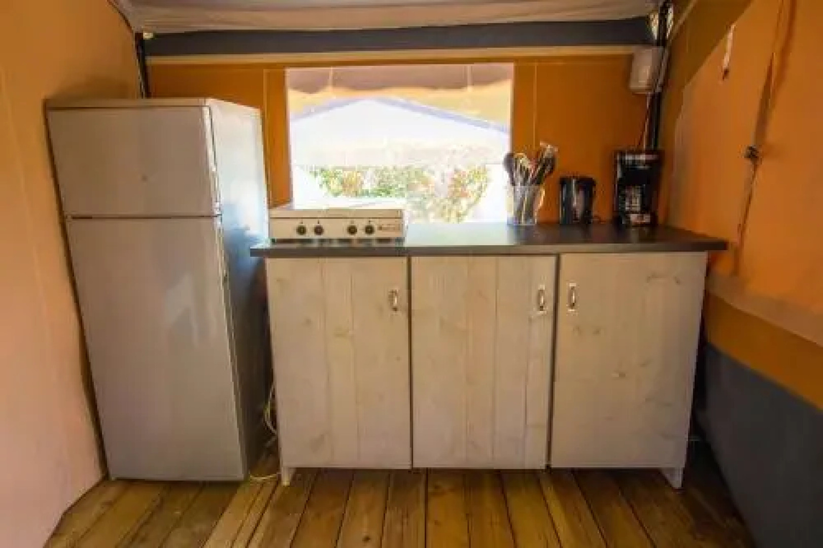 Easyatent Zelena Laguna