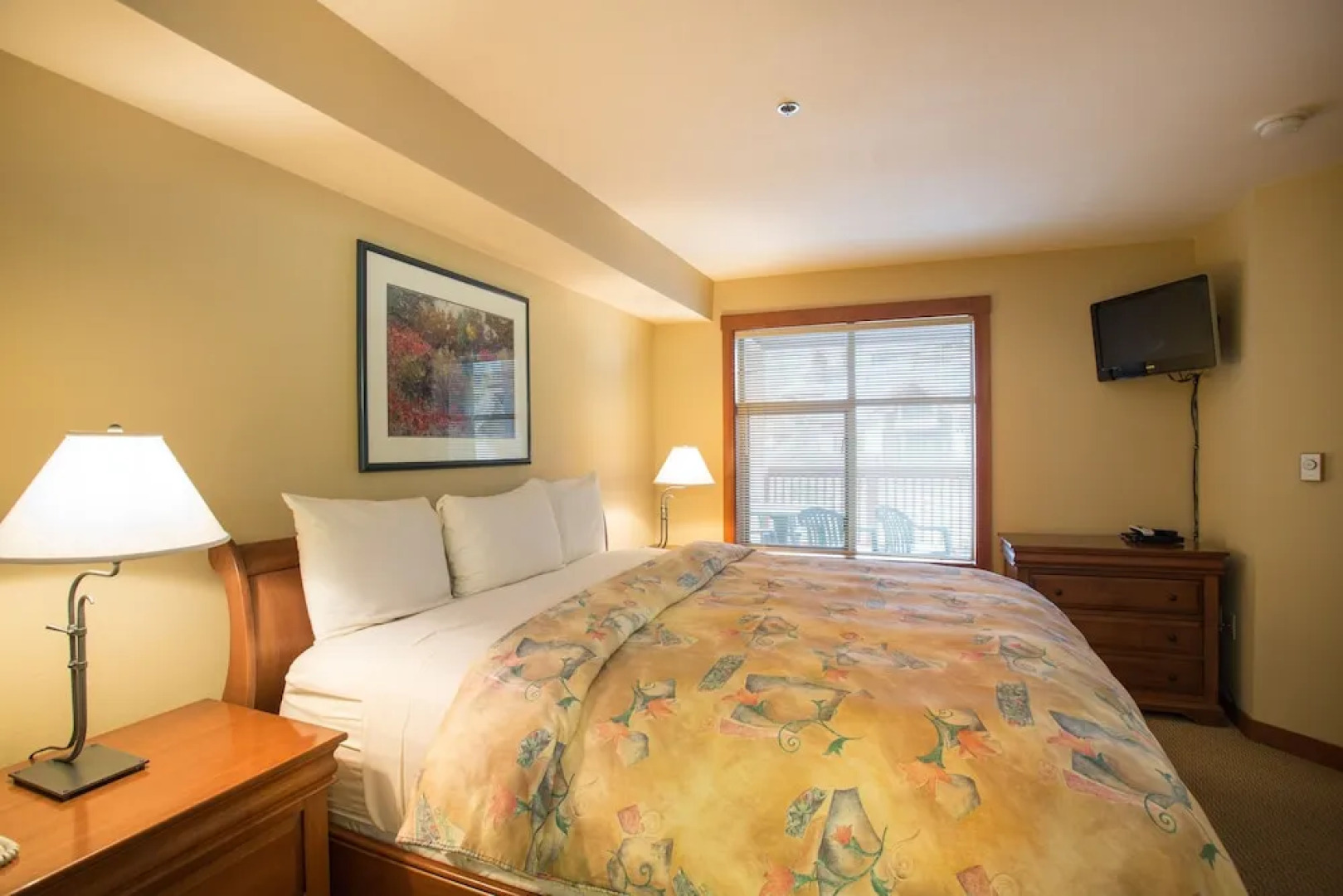 3219 - Three Bedroom Standard Powderhorn Lodge 3 Condo by RedAwning