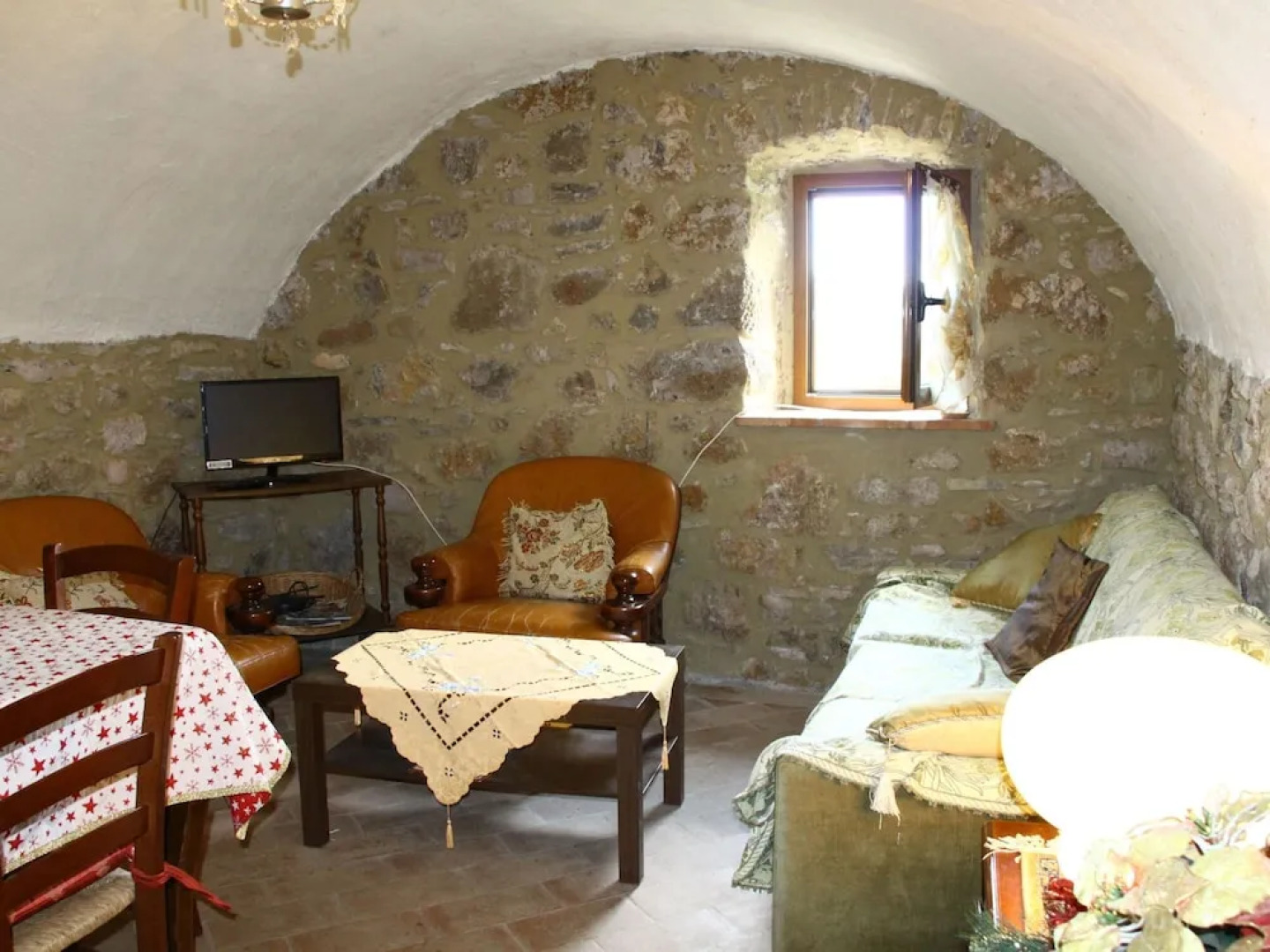 Holiday Home in Mulazzo With Natural Pond