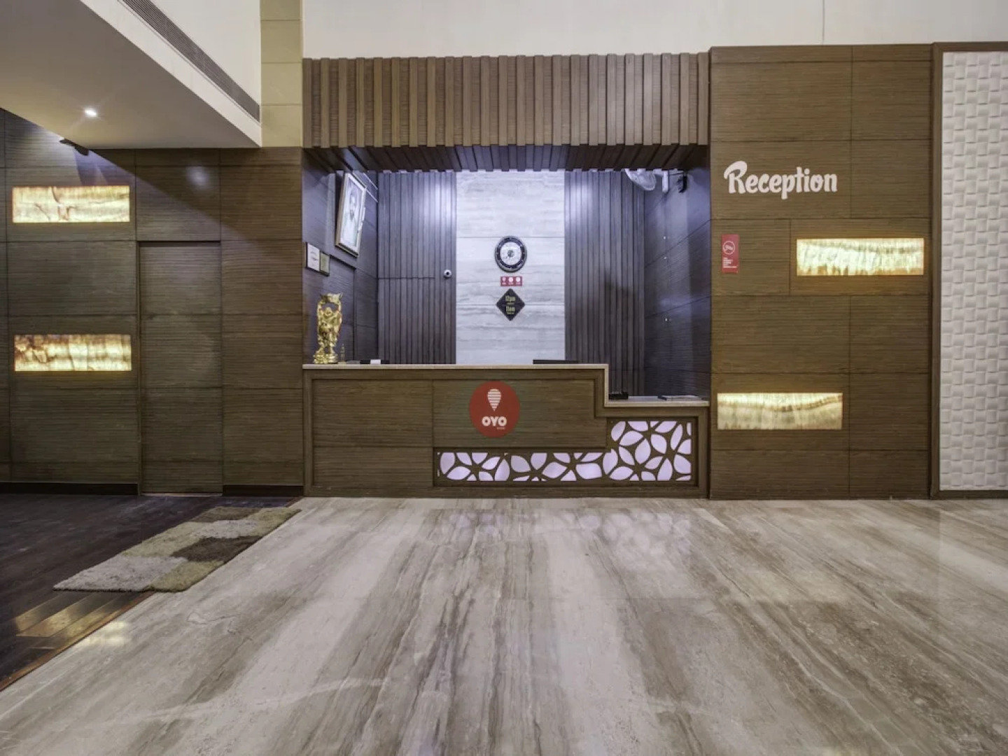 OYO 3575 The Wave International