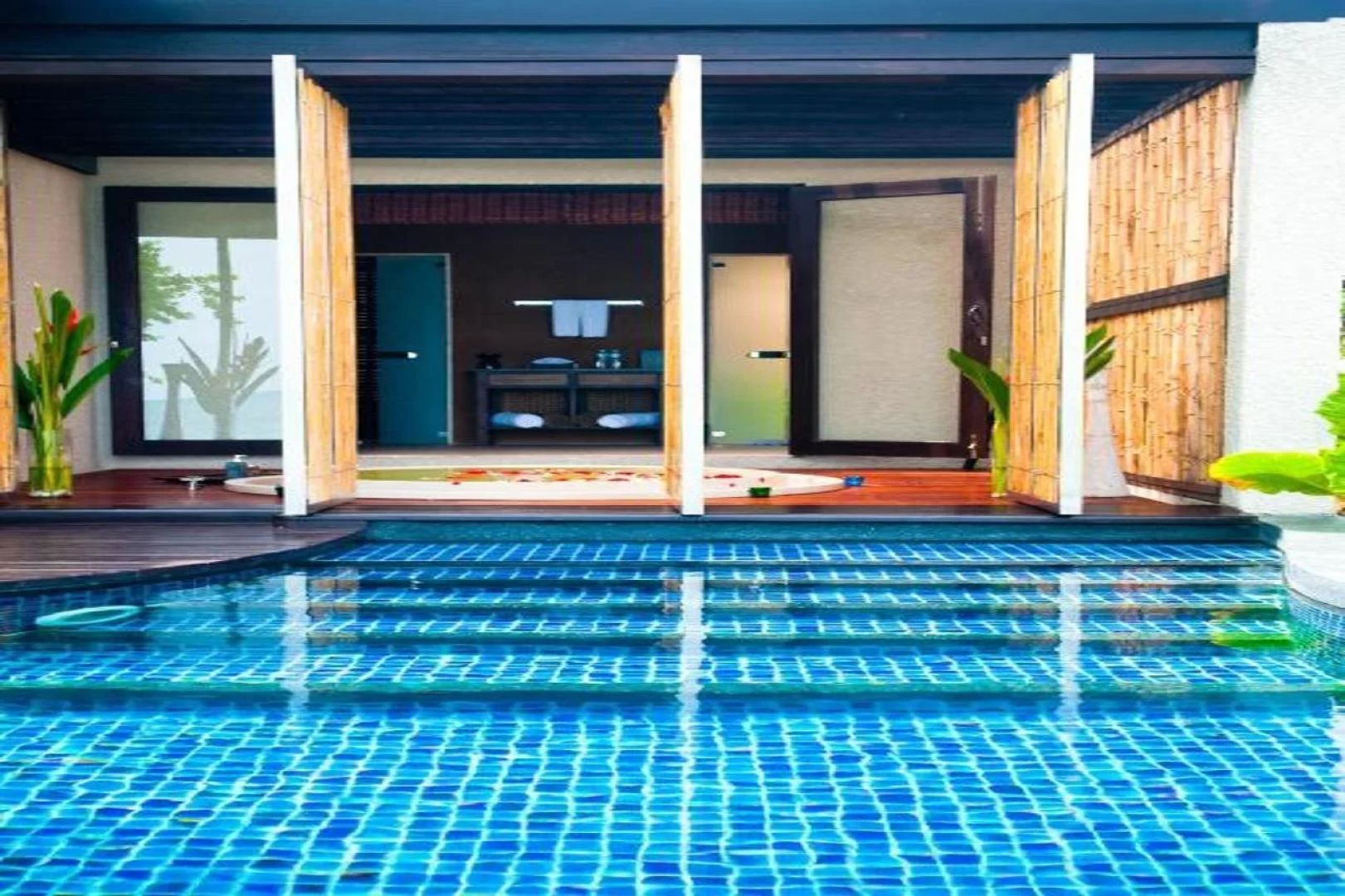 Sareeraya Villas & Suites