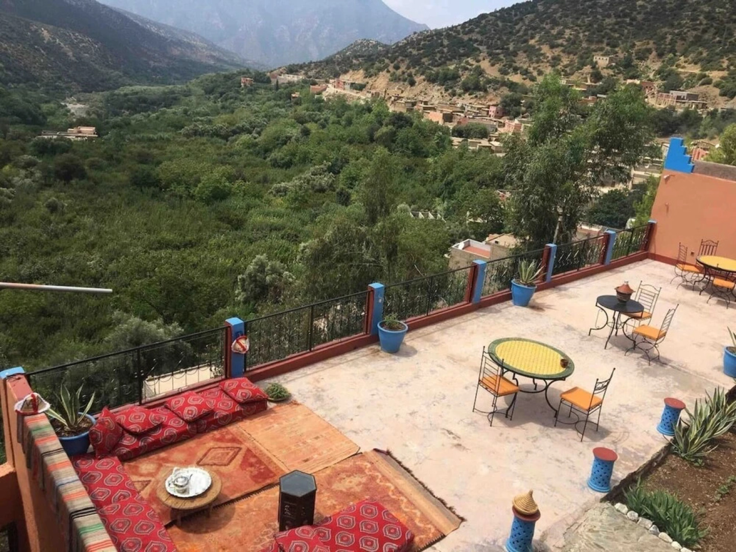 Unique 9 Bedroom House in National Park