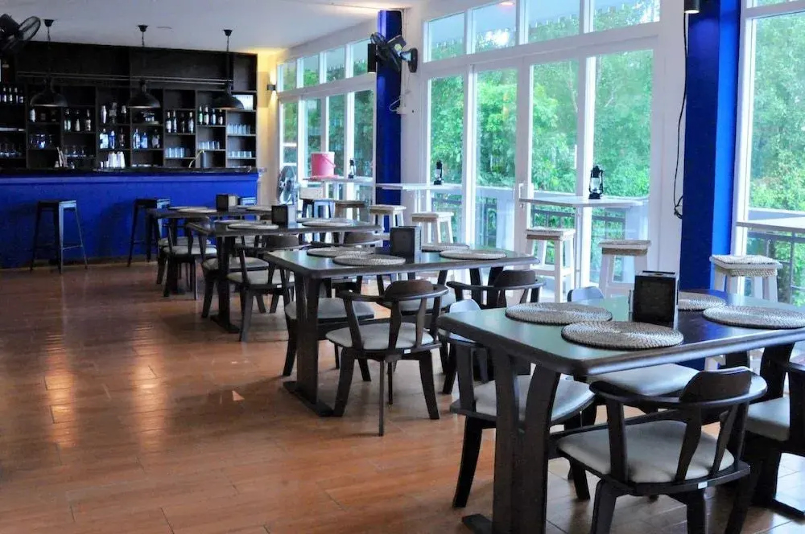 Oasis Hotel-Pods - Adults Only