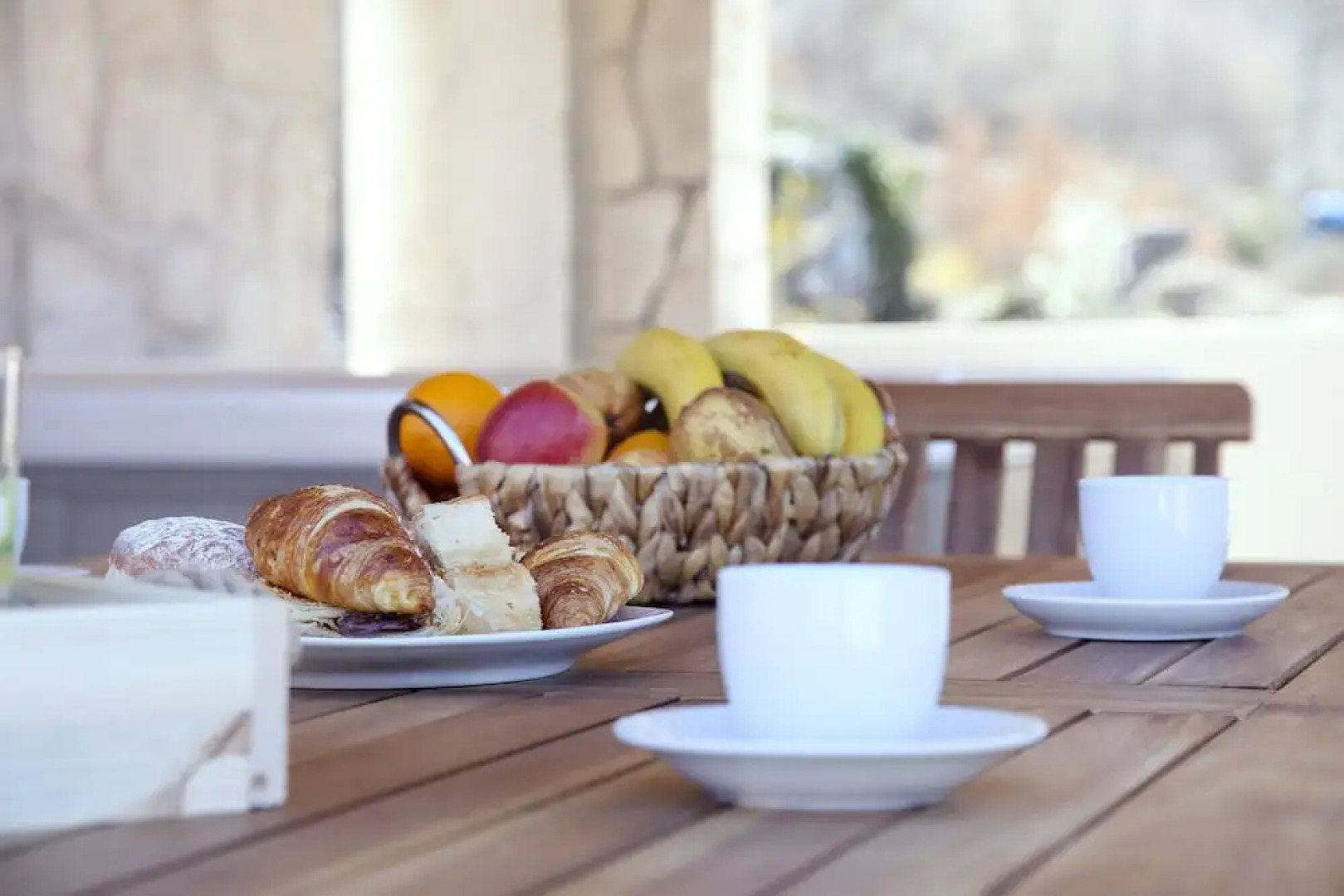 Rustic Stone House Bajeli with Jacuzzi