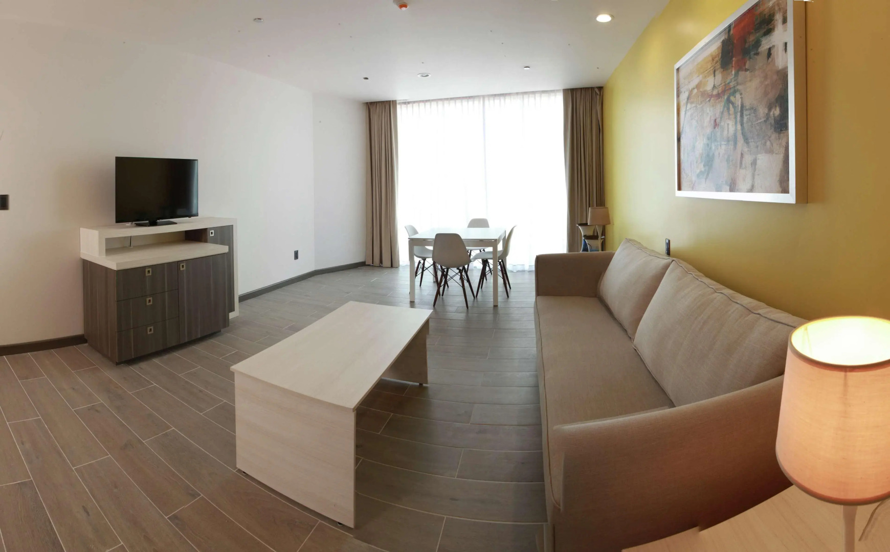 Hampton Inn & Suites by Hilton Aguascalientes Airport