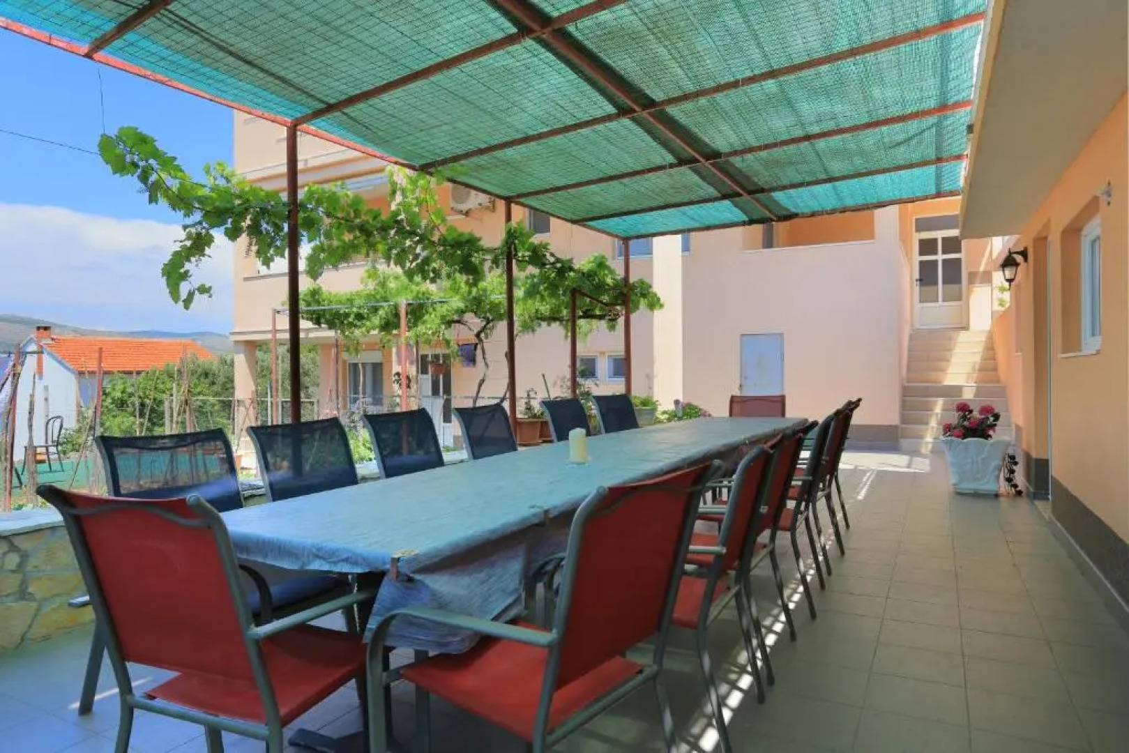 Apartments with a parking space Okrug Donji, Ciovo - 18796