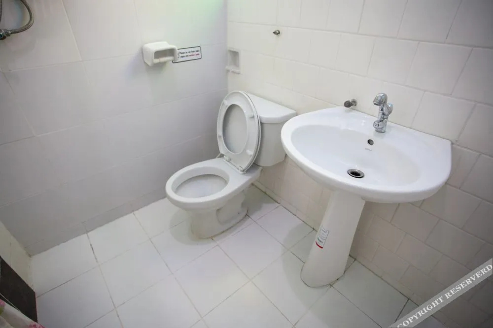 The Gallery 24, Art Cafe Guesthouse Chiang Mai