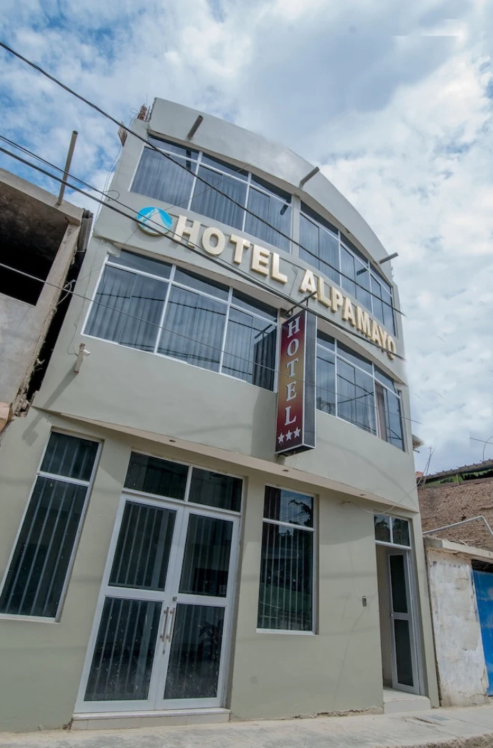 Hotel Alpamayo