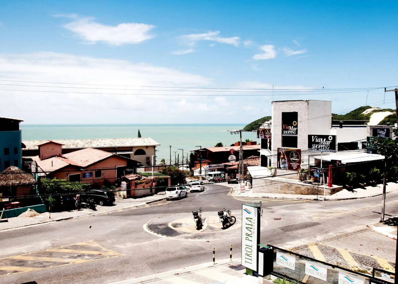 Las Brisas Beach Hotel