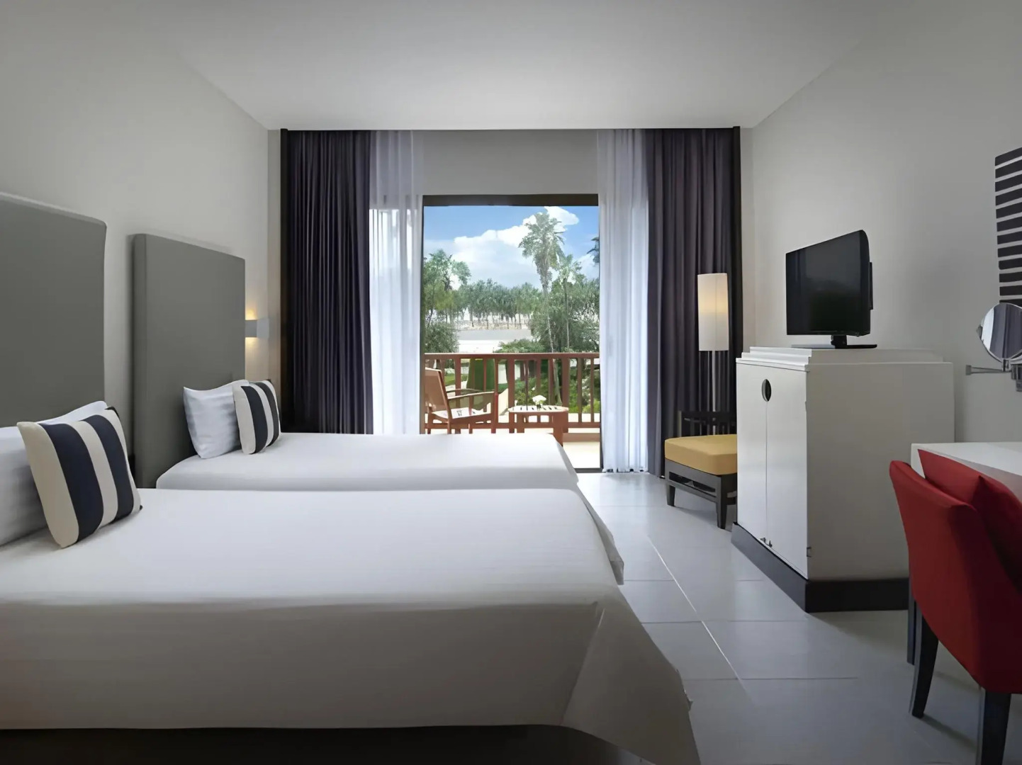 Amari Bangsaen (Formerly The Tide Resort Bangsaen)