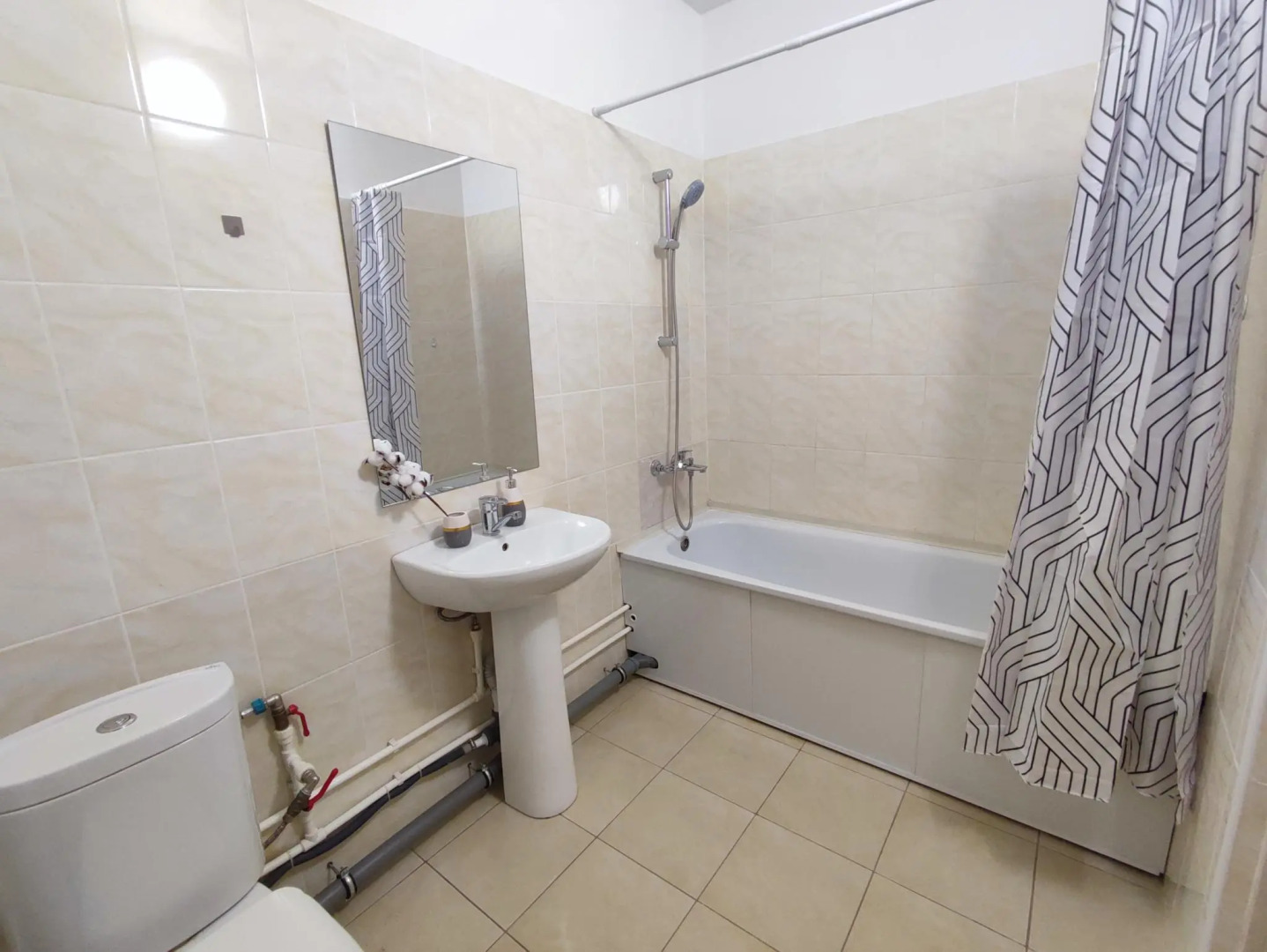 Атмосфера на улице Решетникова