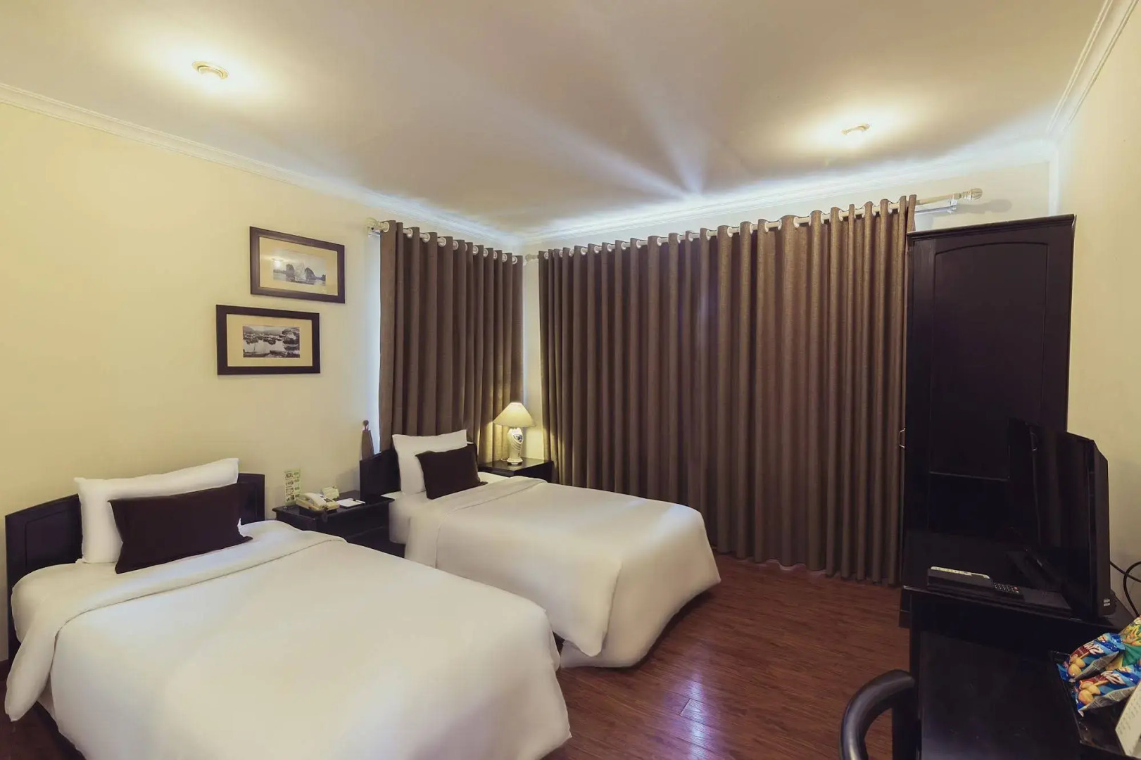 Sai Gon Ha Long Hotel