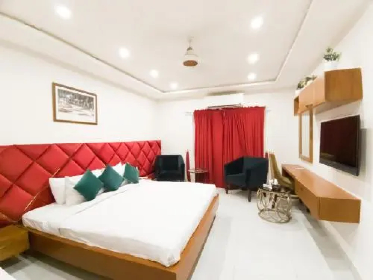 Avalon Executive Suites Hotel