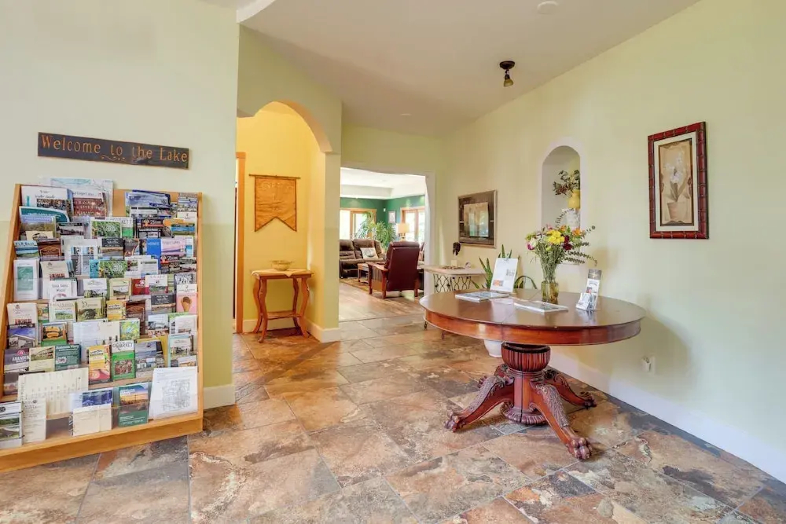 'lockes Glen' - Lakefront Geneva Getaway w/ Dock!