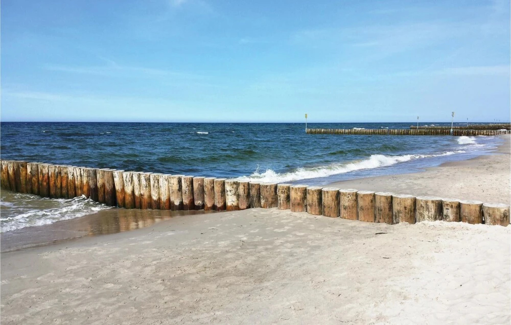 Stunning Home in Ustronie Morskie With 4 Bedrooms and Wifi