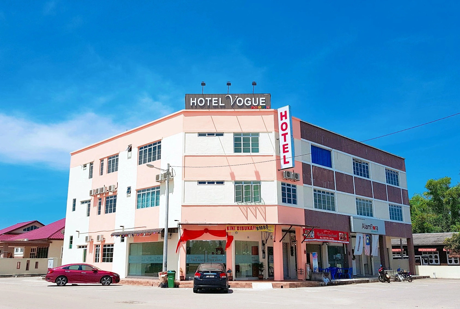 Hotel Vogue Rompin