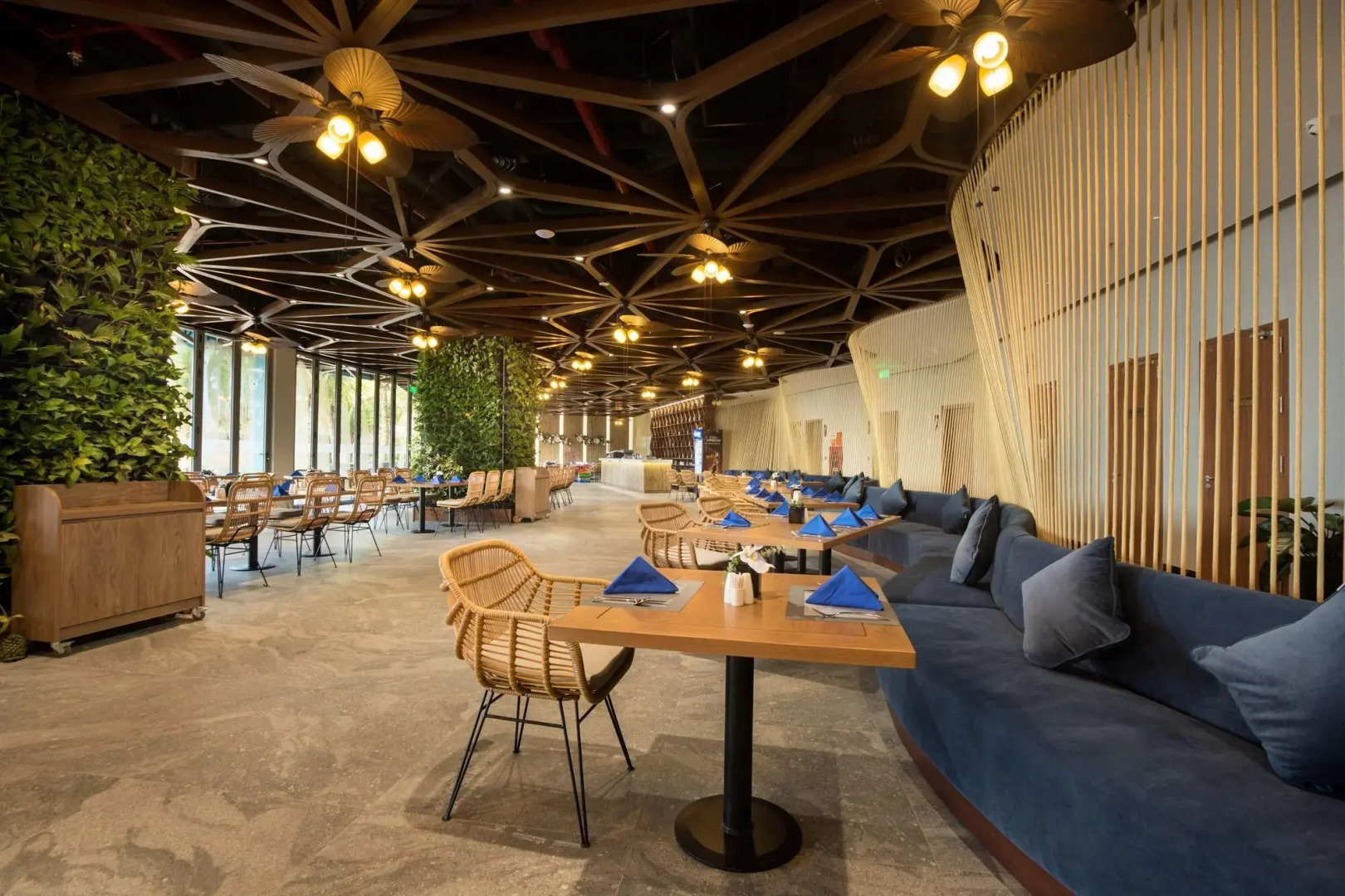 Flamingo Premium Lan Ha Bay Resort