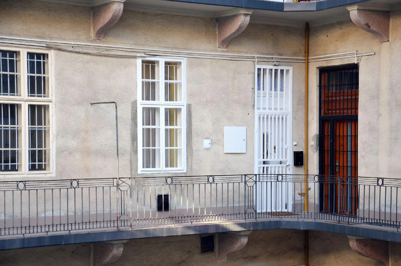 Central Avenue Apartments