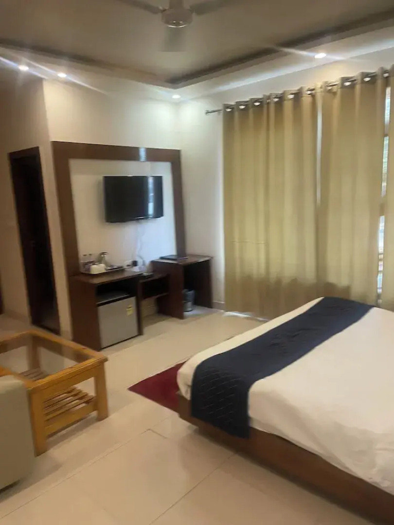 Temple View Badrinath House