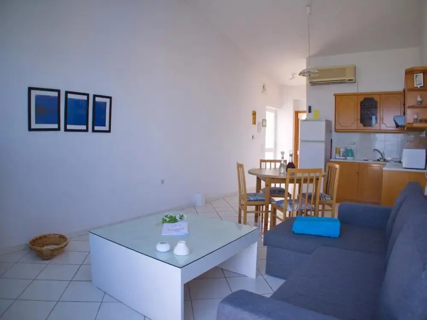 Rouladina Apt 6 in Stalos