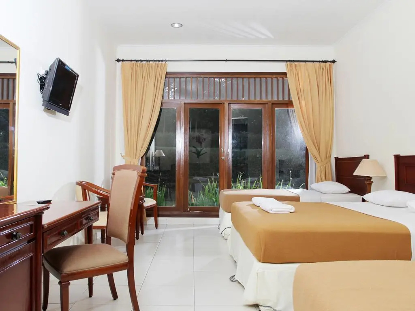 d'Emmerick Salib Putih Hotel Salatiga