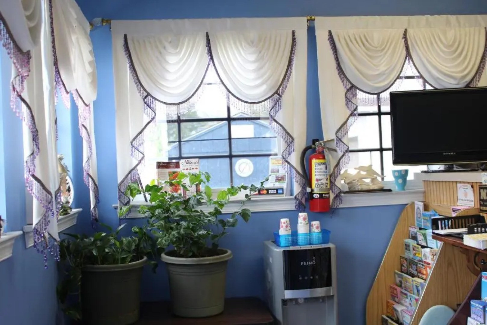 Budget Inn Motel Suites