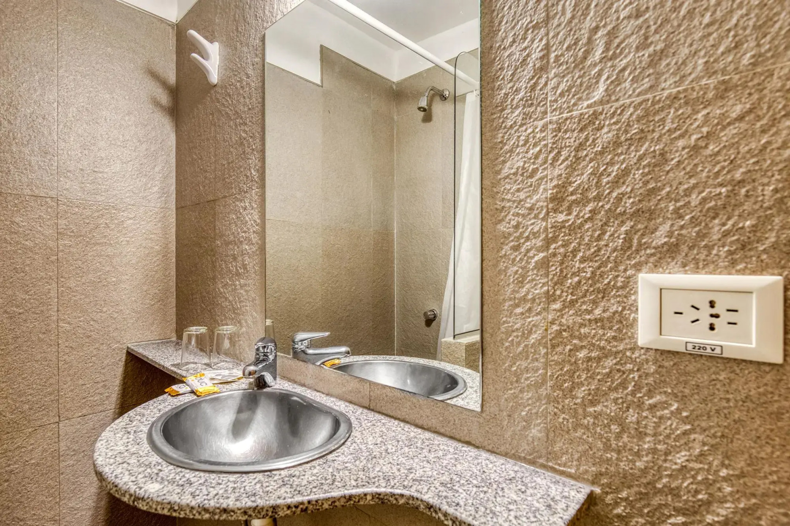 NBH | Premier Hotel Bariloche