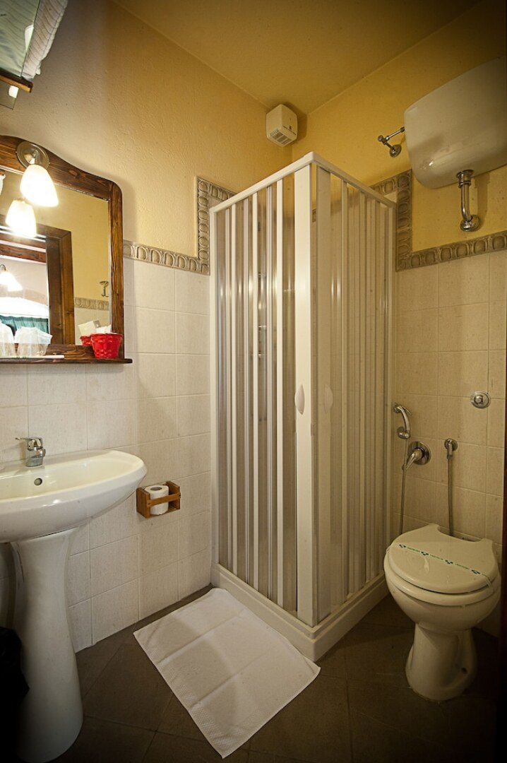 Albergo Tripoli - Guest House