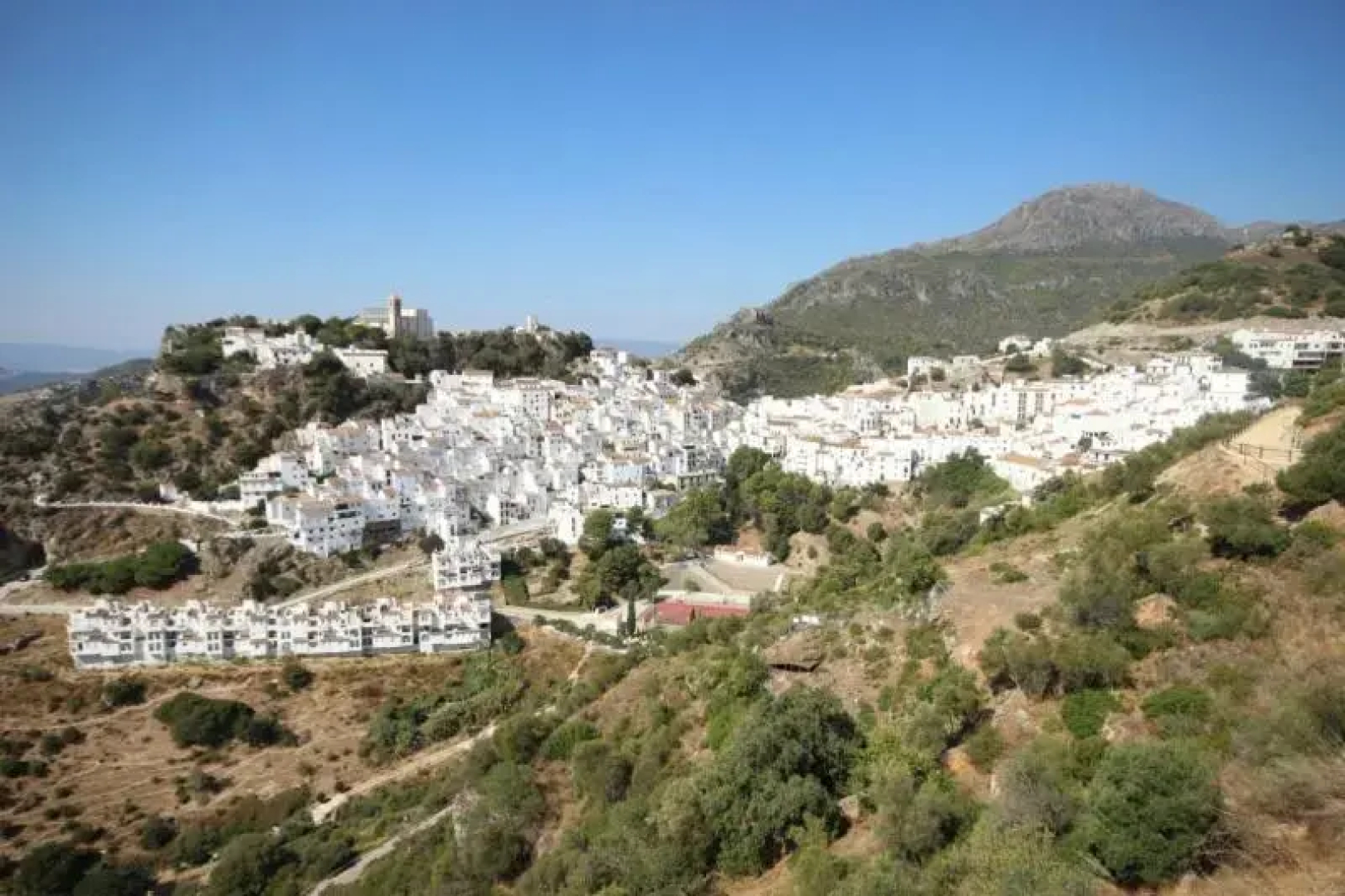 Casares Del Mar Luxury Apartments penthouse with beach access