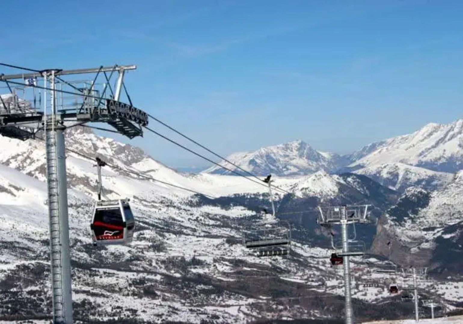 ANCOLIE 23 Les Chalets de Super D