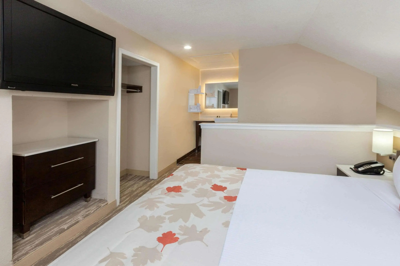 Hawthorn Suites by Wyndham Southfield