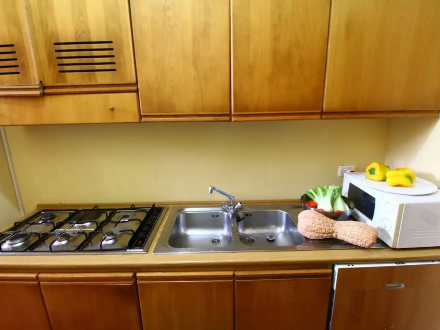 A Unique Location Surrounded by Hills and Near the sea