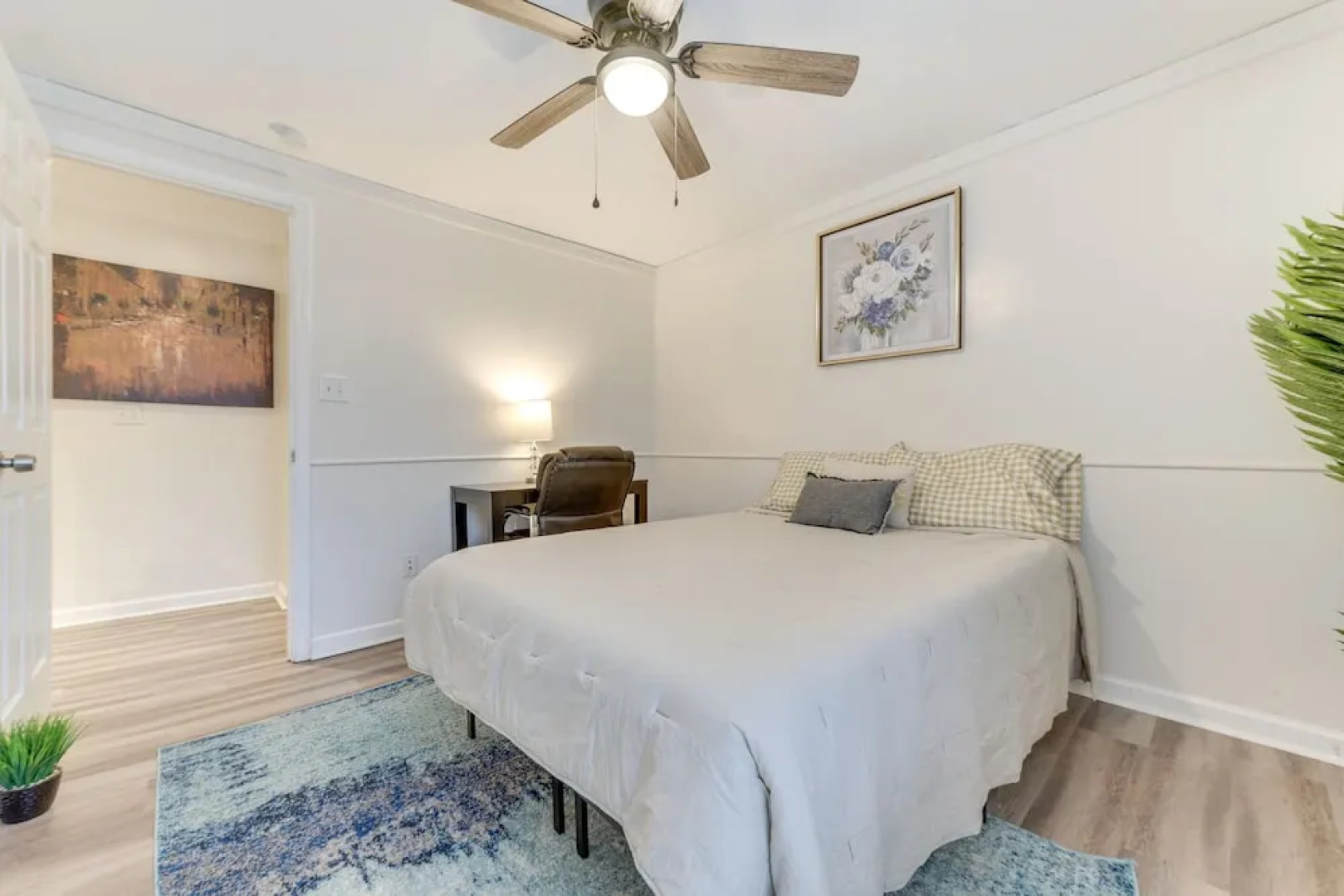 Quiet Vacation Rental in Peachtree City w/ Yard!