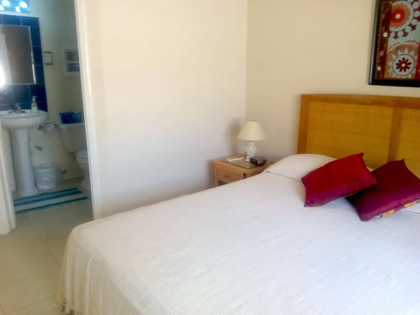 Poinsettia Villa Apartments