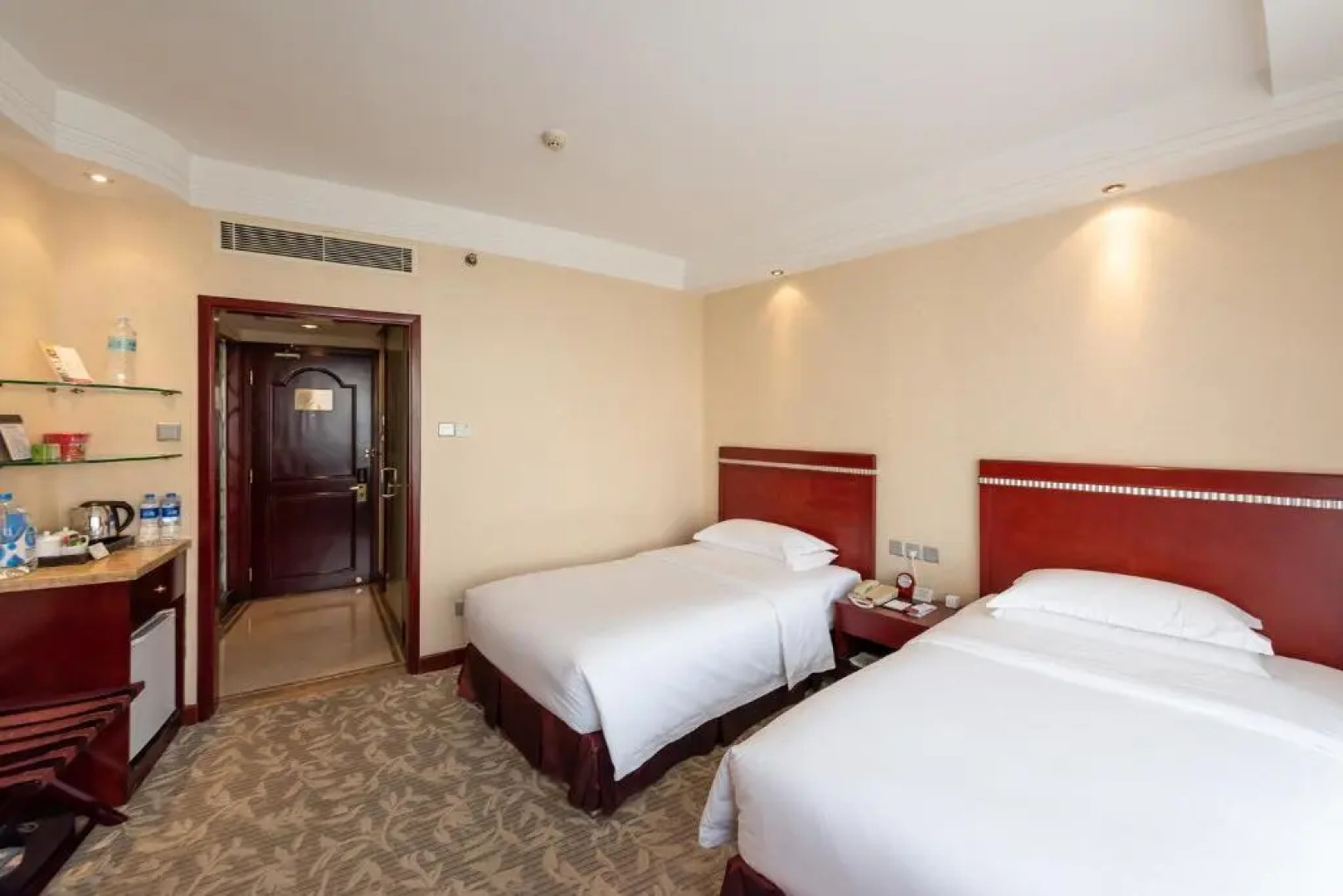 Yun-Zen Century Hotel