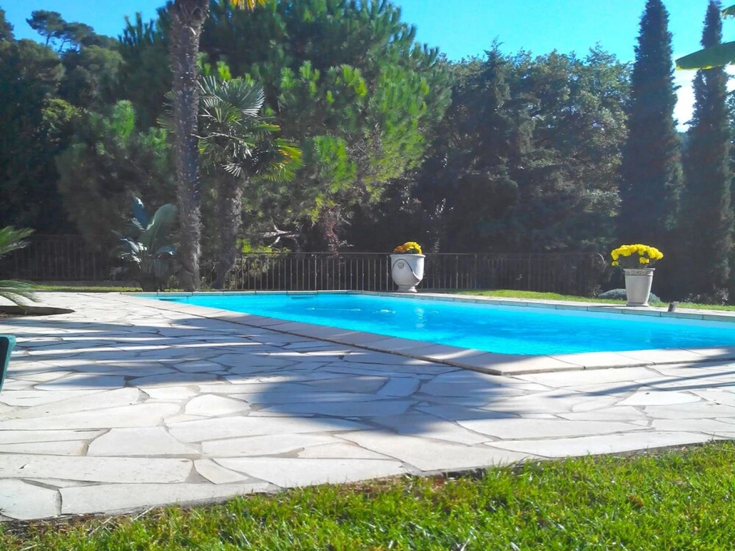 Peaceful Villa in Saint Paul de Vence With Swimming Pool