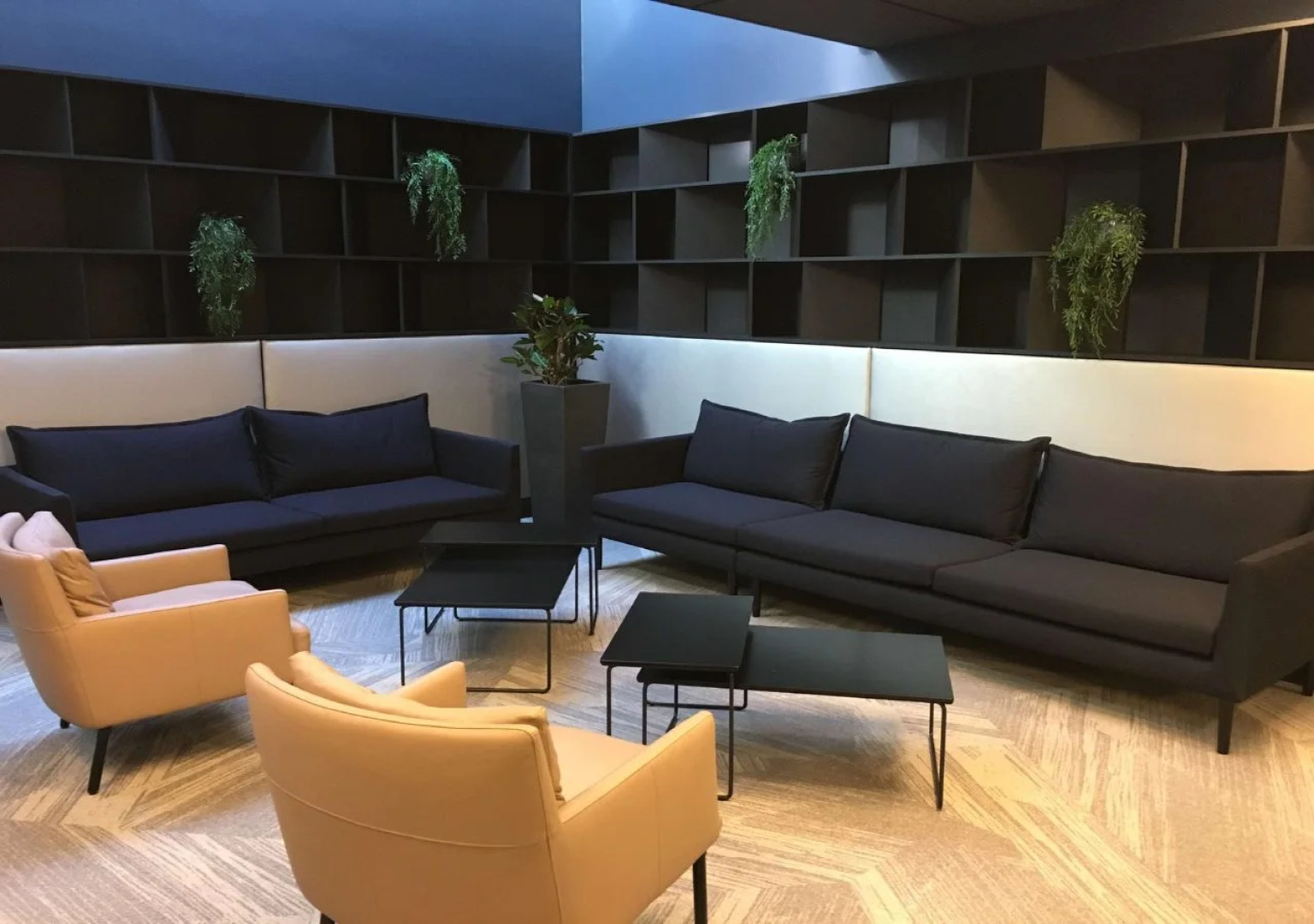 Park Inn by Radisson Oslo Airport Hotel West