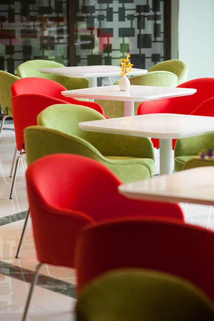 CHECK inn SELECT Hualien LinSen