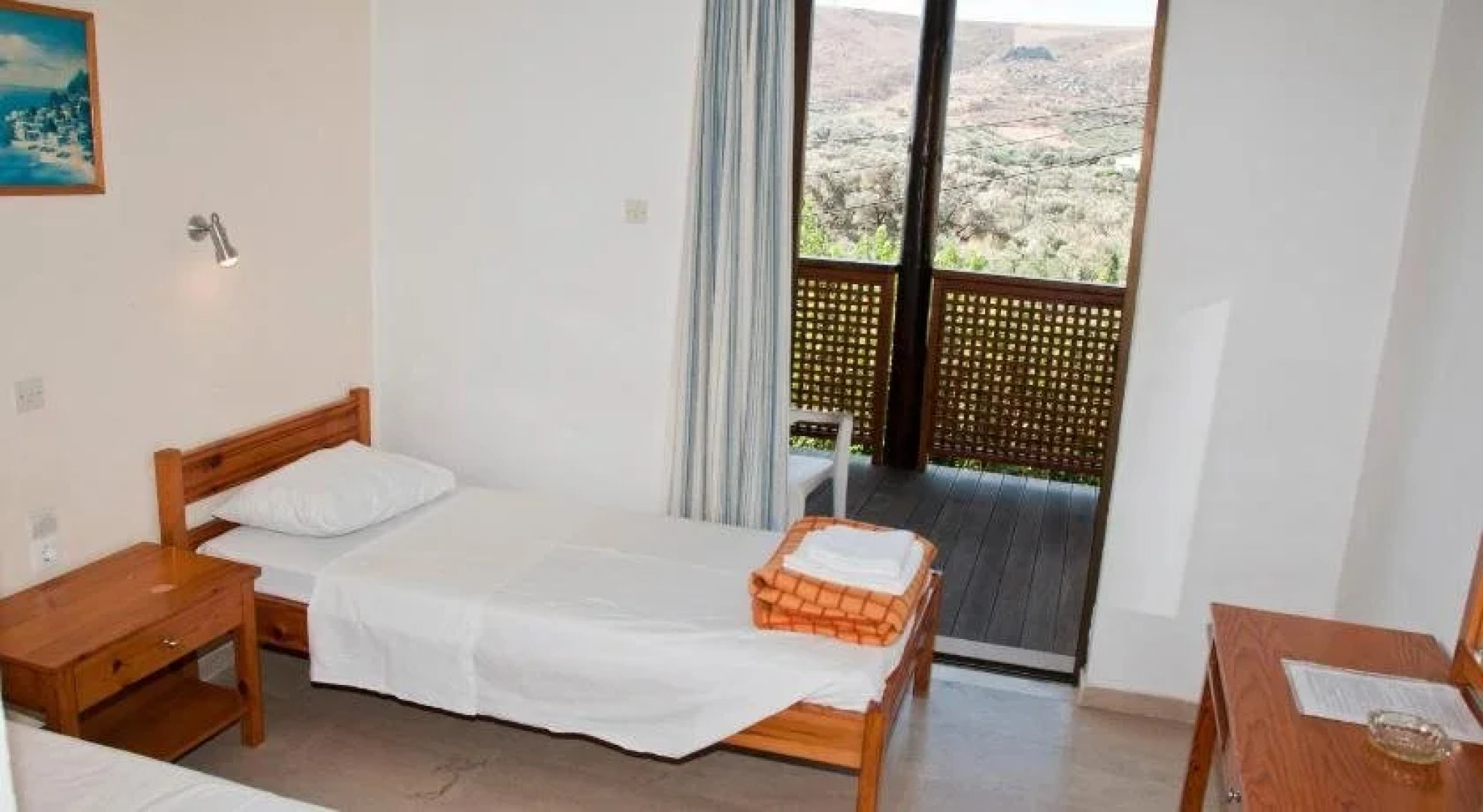 Oasis Apartments & Rooms