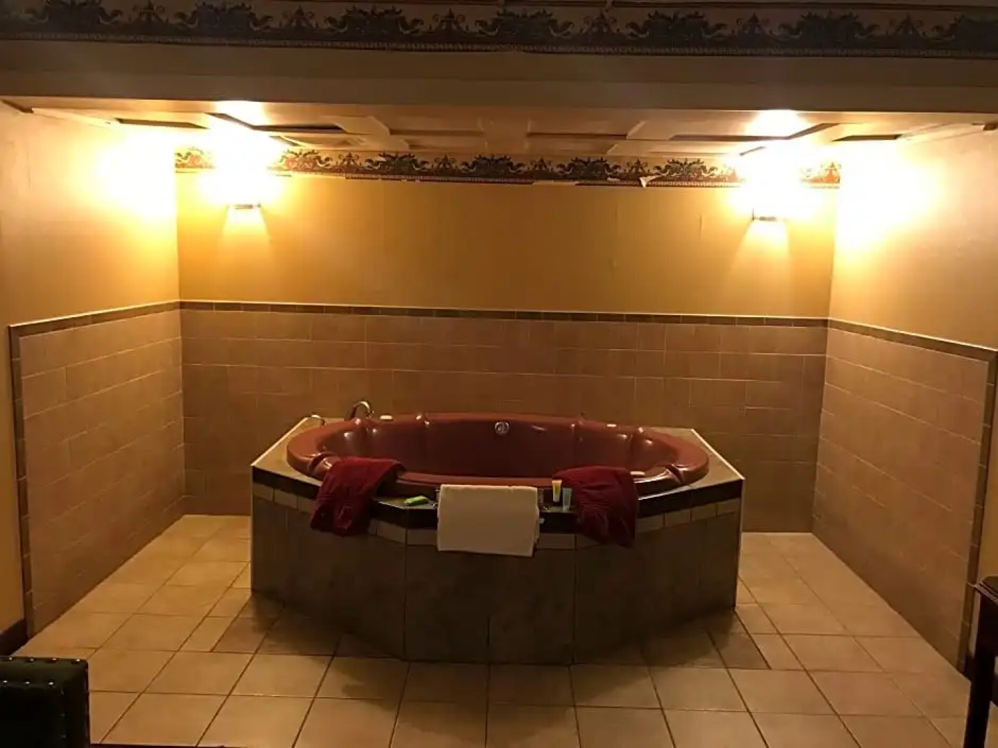 Whaler Inn and Suites