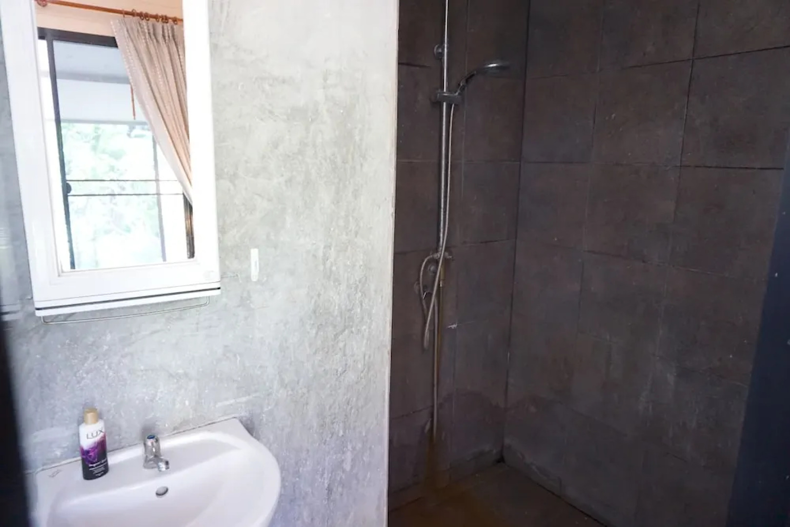 Krang Prong Resort and Took Kitchen