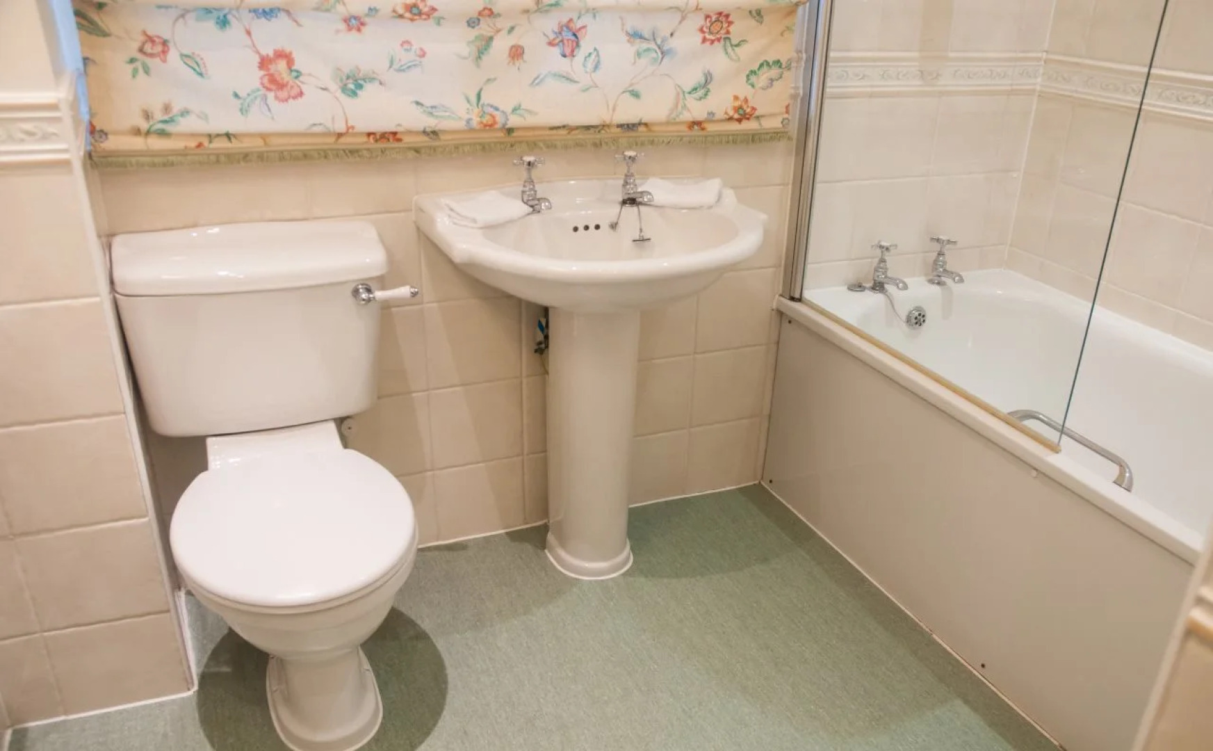 Clarendon Wraysbury Hall